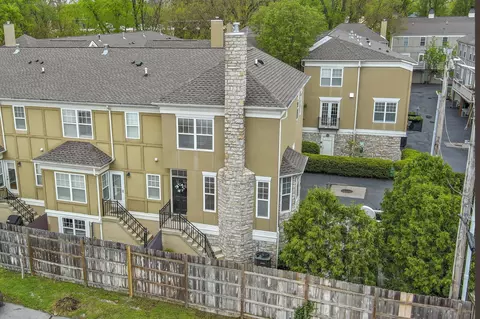 913 Junction Pl, Indianapolis, IN 46220