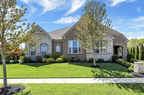 6496 Westminster Dr, Zionsville, IN 46077