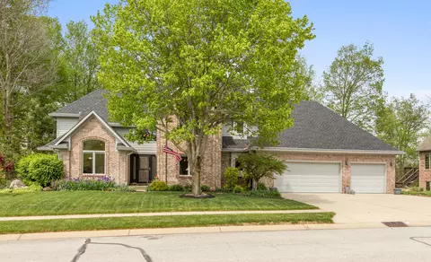 6038 Timber Bend Dr, Avon, IN 46123
