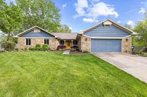 823 Ashbourne Ct, Greenwood, IN 46142