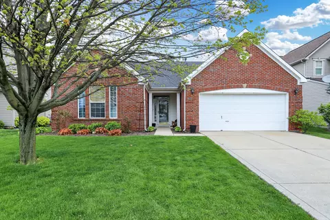 6504 Amherst Way, Zionsville, IN 46077