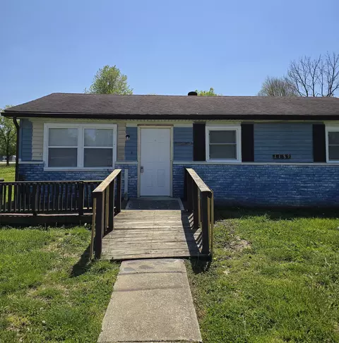 1189 E Warren St, Martinsville, IN 46151