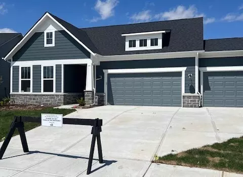 7338 Harbor Town, Whitestown, IN 46075