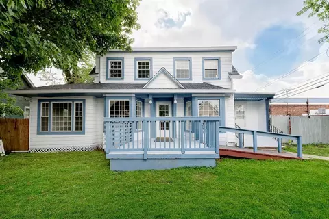 104 E Third St, Sheridan, IN 46069