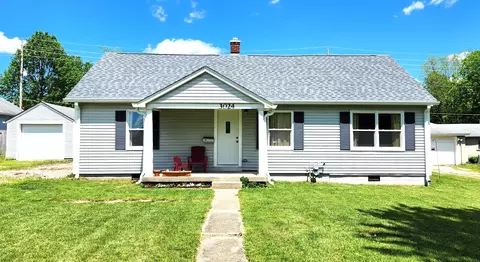 3024 16th St, Columbus, IN 47201