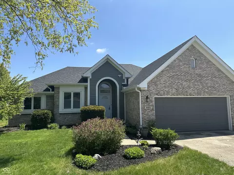 955 Cortland Ct, Greenfield, IN 46140