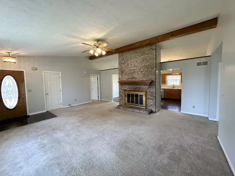 Living - 106 E Oak St, Roachdale, IN 46172 photo 2 of 5
