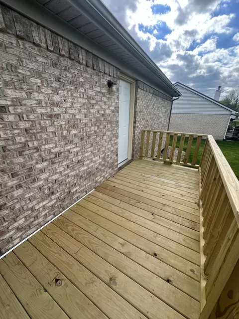 Exterior - 106 E Oak St, Roachdale, IN 46172 photo 18 of 18