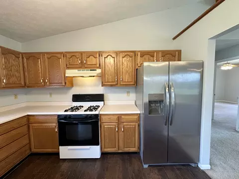 Kitchen - 106 E Oak St, Roachdale, IN 46172 photo 4 of 11