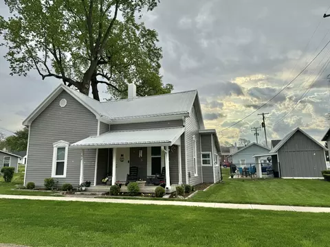 52 N Grant St, Cloverdale, IN 46120