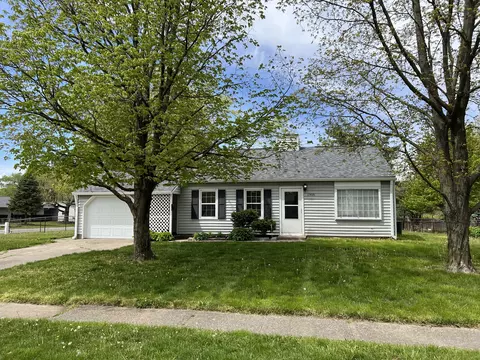1906 Arlene Dr, Indianapolis, IN 46219