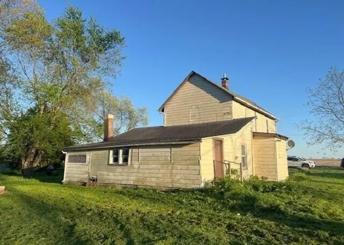 Exterior - 5570 E 300 S, Crawfordsville, IN 47933 photo 2 of 2