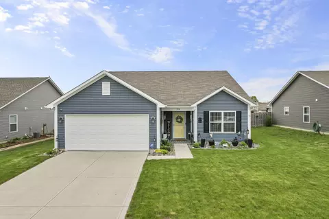 274 Rambling Rd, Greenfield, IN 46140