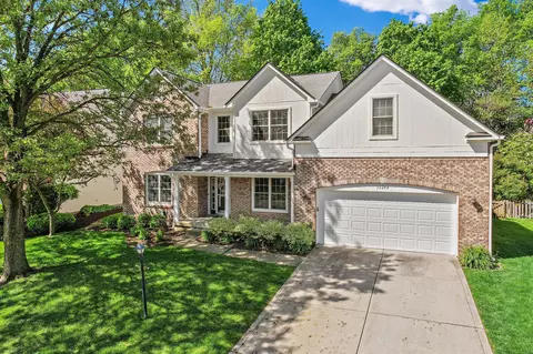 12268 Cobblestone Dr, Fishers, IN 46037