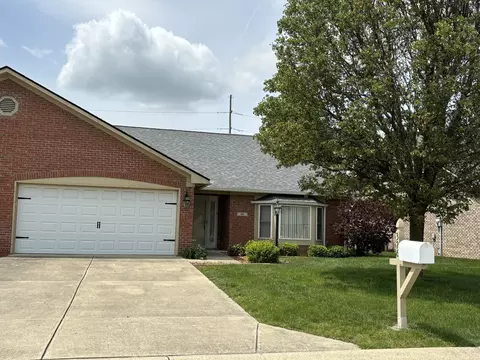 326 Lakewood Ct, Avon, IN 46123