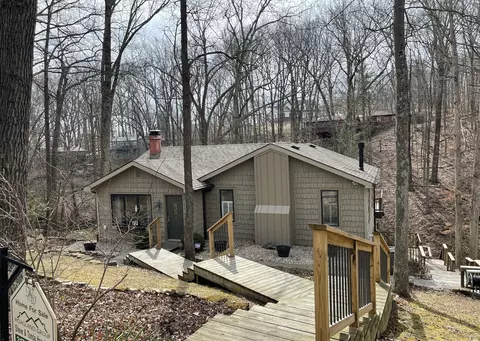 6223 Heron Dr, Nineveh, IN 46164