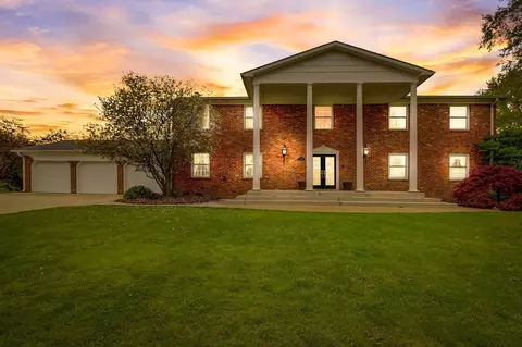 2220 Golfside Dr, Lebanon, IN 46052