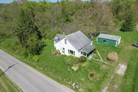 6890 N Base Rd, North Vernon, IN 47265