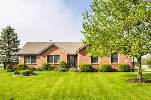 527 Meadowlark Dr, Jamestown, IN 46147