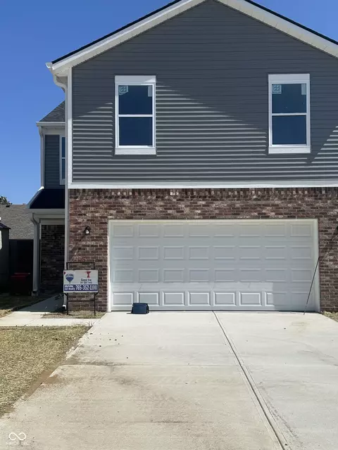 1421 Wigwam Ln, Martinsville, IN 46151