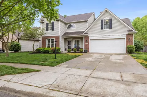 10543 Greenway Dr, Fishers, IN 46037