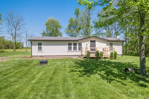 208 Oak St, Advance, IN 46102