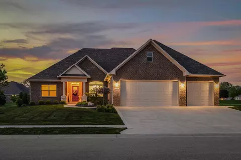 1224 Highbury Dr, Danville, IN 46122
