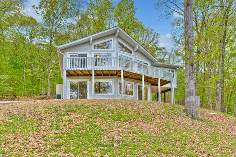 8602 Bay St, Nashville, IN 47448