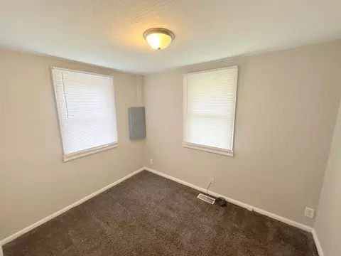 Bedroom - 515 W State St, Pendleton, IN 46064 photo 3 of 6