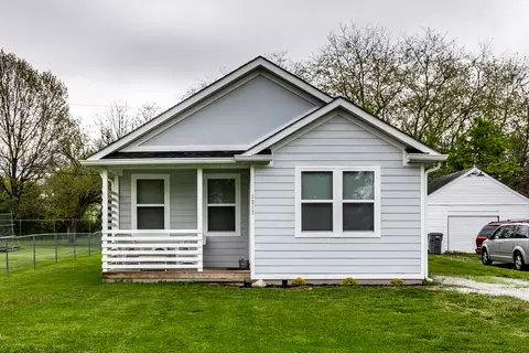 1217 S Dequincy St, Indianapolis, IN 46203