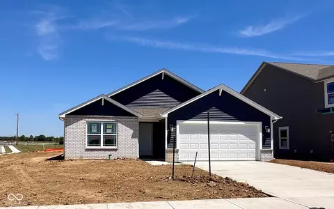 1370 Fleming Dr, Greenfield, IN 46140