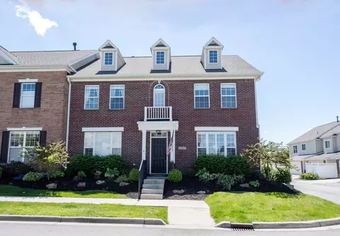 13487 Molique Blvd, Fishers, IN 46037