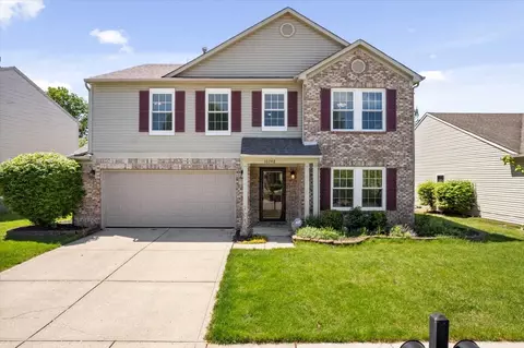 10248 Brushfield Ln, Fishers, IN 46037
