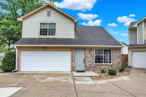 591 Mountain Pine Dr, Greenwood, IN 46143