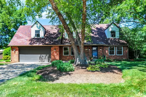 221 Meander Way, Greenwood, IN 46142