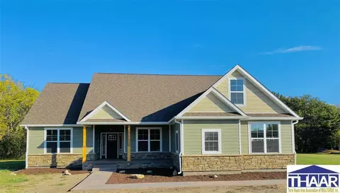 12 Golf Crse Dr, Clinton, IN 47842