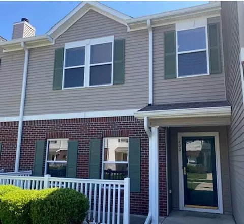 12185 Pebble St #400, Fishers, IN 46038