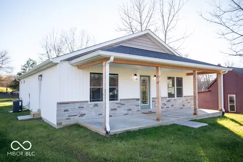 35 Jackson St, Vernon, IN 47282