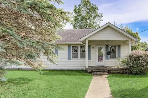 401 Seminary St, Hope, IN 47246