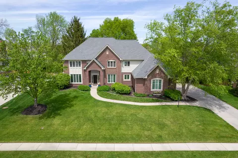 910 Twelve Oaks, Carmel, IN 46032