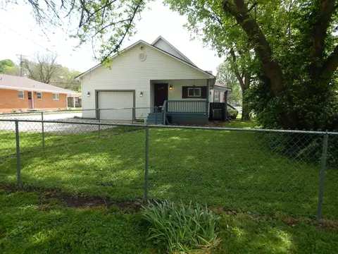 Exterior - 240 Avon Ave, Plainfield, IN 46168 photo 4 of 4