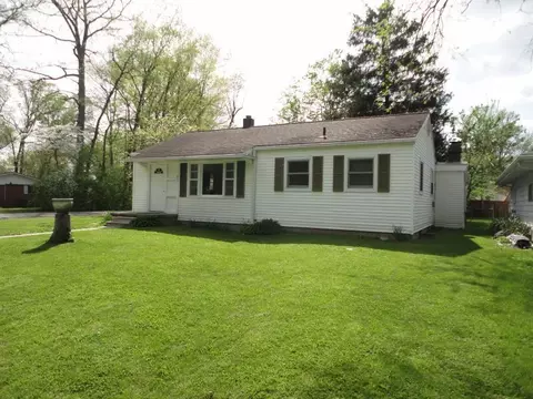 601 N Shellbark Rd, Muncie, IN 47304