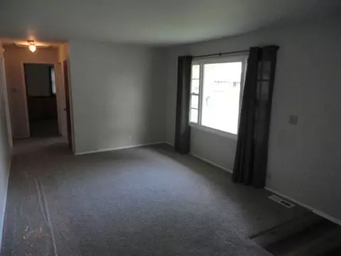 601 N Shellbark Rd, Muncie, IN 47304 photo 4