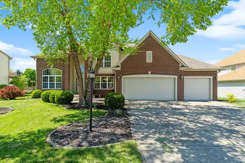 12504 Bent Oak Ln, Indianapolis, IN 46236
