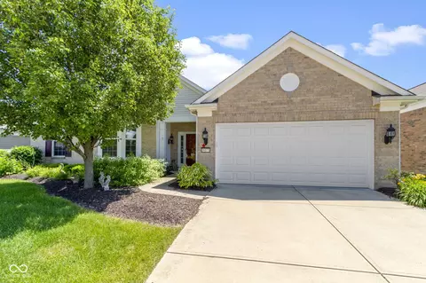 16171 Oakford Trl, Fishers, IN 46037