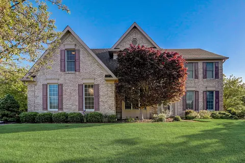 2538 Sutton Place Dr S, Carmel, IN 46032