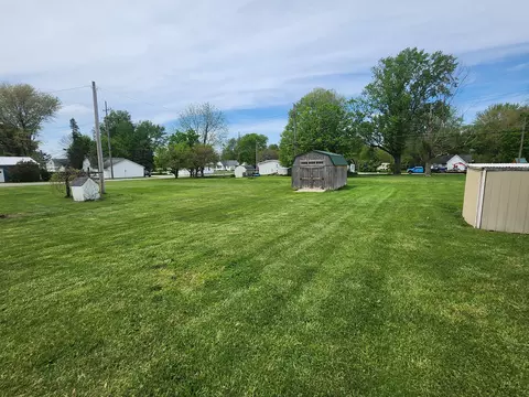 404 E Columbia St, Roachdale, IN 46172 photo 5