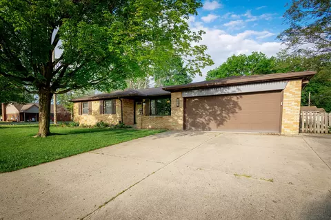 4483 Wilshire Dr, Brownsburg, IN 46112