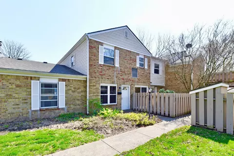 8290 Woodall Dr, Indianapolis, IN 46268