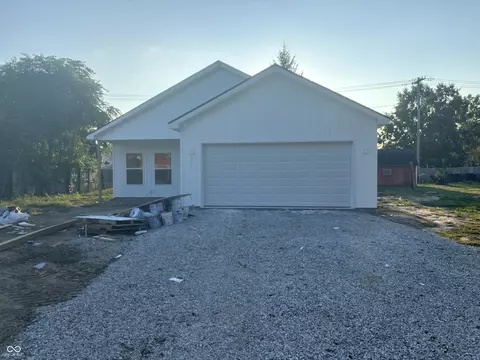 860 S St Clair St, Martinsville, IN 46151